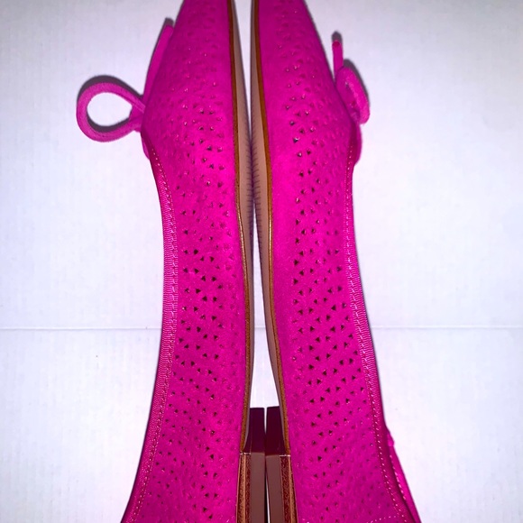 ANN TAYLOR Flats Perforated Suede Pointy Toe Ballet Magenta Sunset 7 NEW w/o tag - Picture 6 of 8